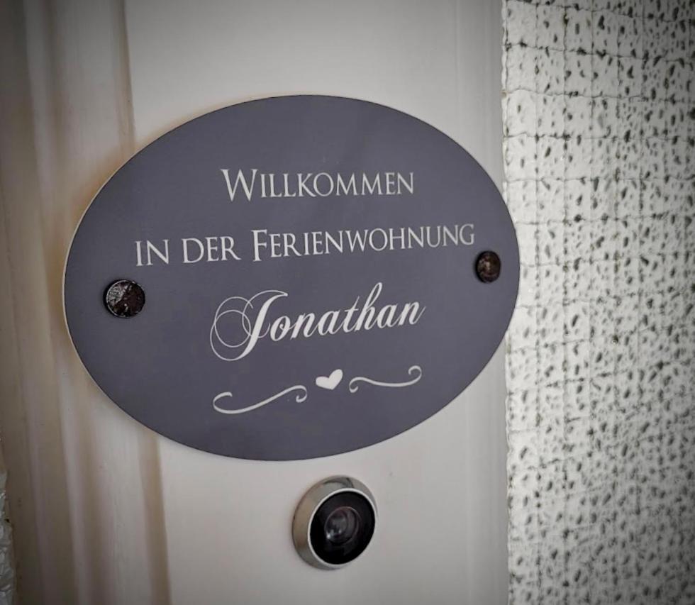 Jonathan Apartment *
